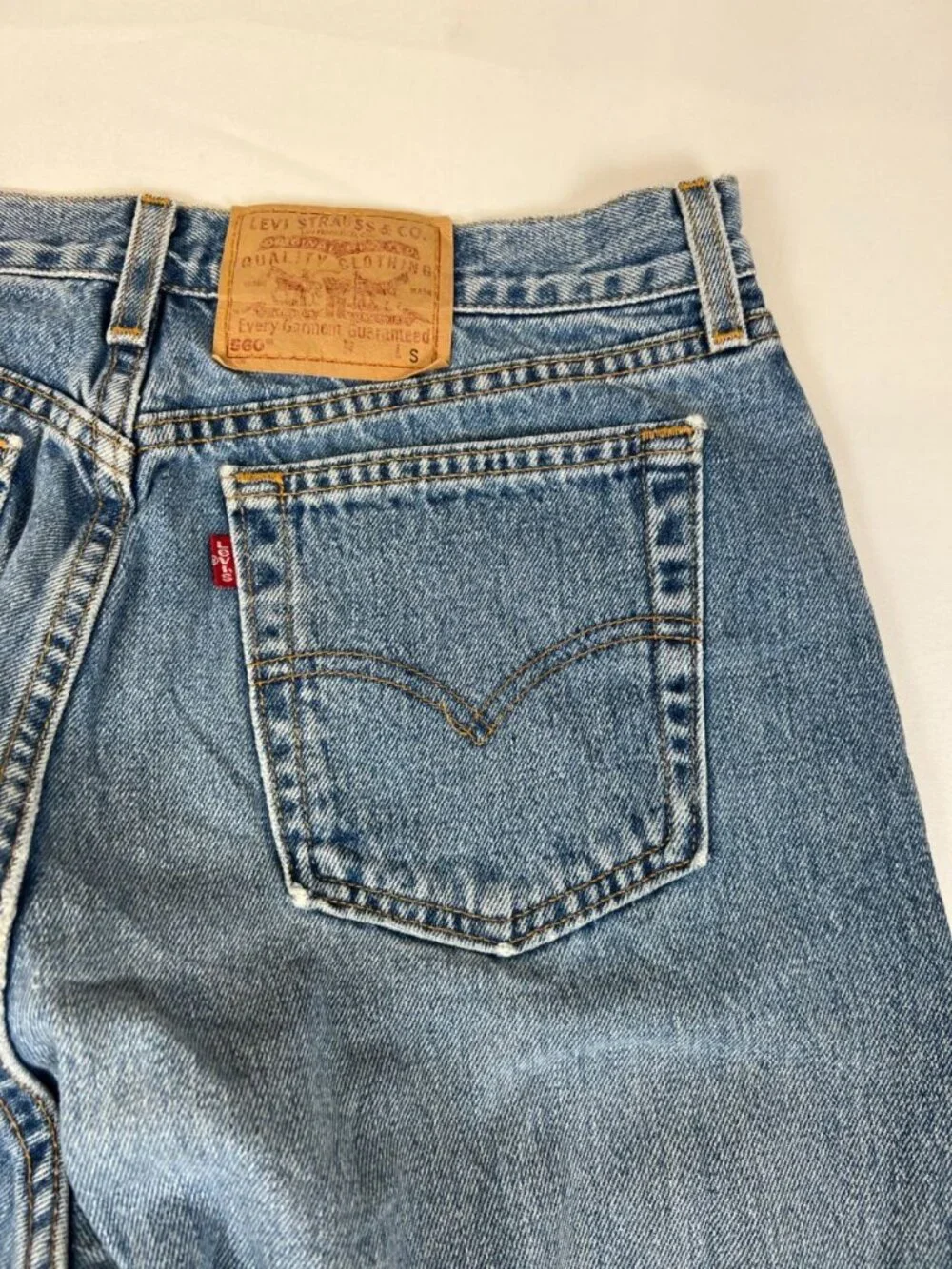 Vtg 2001 Levis 560 32x29 Loose Fit Tapered Leg Jeans Womens 14 MIS S Made in USA - Picture 3 of 9